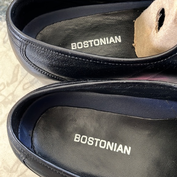 Men’s Bostonian Slip On Dress Shoes. Like New Size 11. Black. - Picture 2 of 13